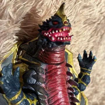 울트라맨 킹 오브 몬스터 괴수 피규어 날개 포함