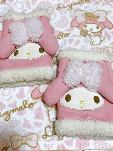 마이멜로디 페이스 무스탕 그로브 장갑