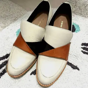 ALL BLACK 크로스 밴딩 로퍼