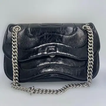 JWPEI Tina 체인 크로스바디백 블랙