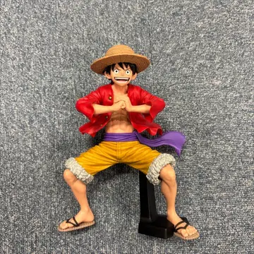 원피스 루피 피규어
