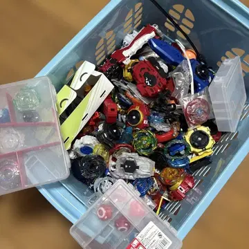 베이블레이드X 베이블레이드버스트 등 은퇴품 약 10kg