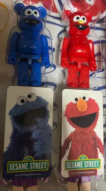 베어브릭 시리즈 32 세서미 스트릿 피규어 세트 엘모 쿠키몬