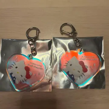 산리오 퓨로랜드 해피 챌린지 키링 헬로키티 2개