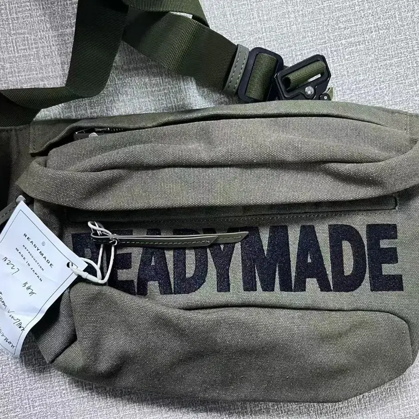 READYMADEレディメイドショルダーバッグ