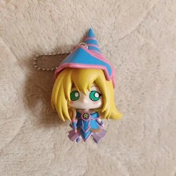 블랙 매지션 걸 피규어 키링 유희왕 브라매지걸