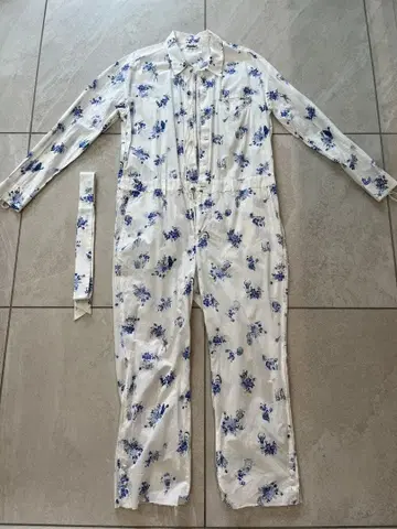 미도리카와 19ss 점프수트