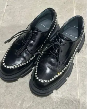 마나 MANA 레이스업 슈즈 비쥬 Yuko imanishi