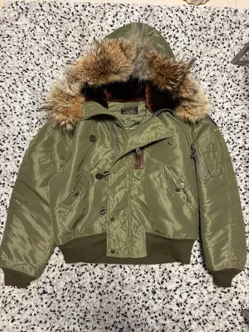 새상품급 Buzz Rickson's 버즈릭슨 N-2 퍼 자켓