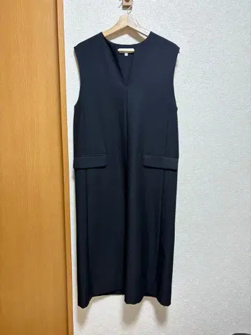 beauty&youth 슬리브리스 원피스