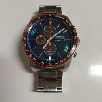 SEIKO 솔라 크로노그래프 시계