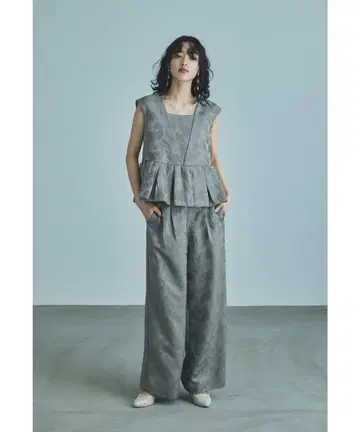 niana 페플럼 셋업 드레스 그레이 andresd