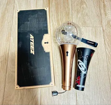 ATEEZ 응원봉 아치즈 라이티니 Ver.2 응원봉 커버