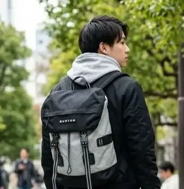 [ PC 수납 가능 ] BURTON 버튼 백팩 그레이 x 블랙