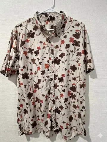 Abercrombie & Fitch 꽃무늬 반팔 셔츠