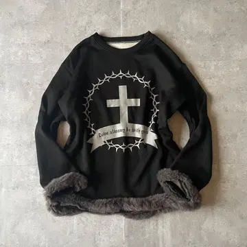 맨투맨 인조 모피 십자가 고딕 지뢰계 다크 archivey2k