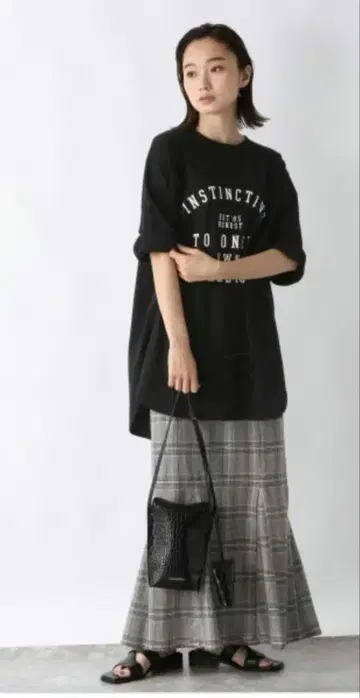 지나시스 풋볼 로고 BIGTEE 롱T 오버 사이즈