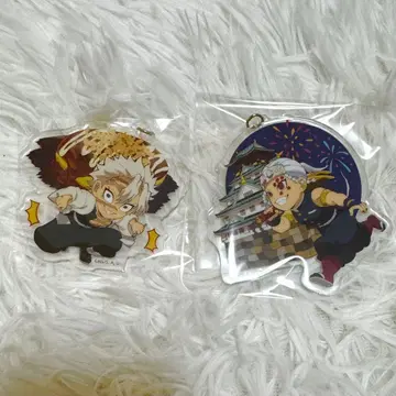 귀멸의 칼날 지역 한정 아크릴 참 시나즈가와 우즈이