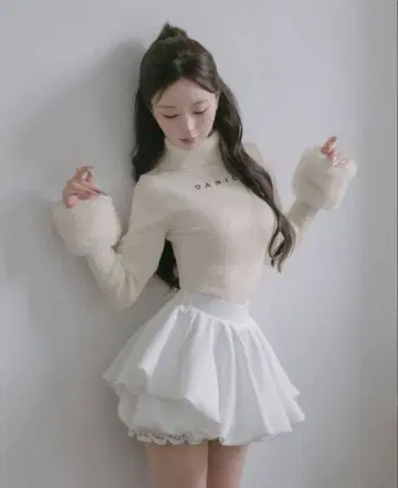 Darich 볼륨 벌룬 미니 스커트 화이트