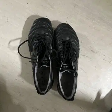 미즈노 모렐리아 네오 4 26.0 블랙