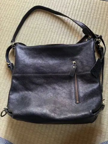 블랙 가죽 숄더백 (가죽제품)