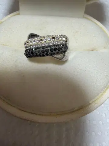 AGATHA 파베 더블 크로스 실버 925 반지 새상품급 사이즈 54