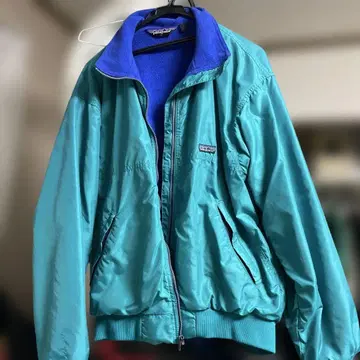 patagonia 쉘드 신틸라 터콰이즈 삼각형 택 USA제