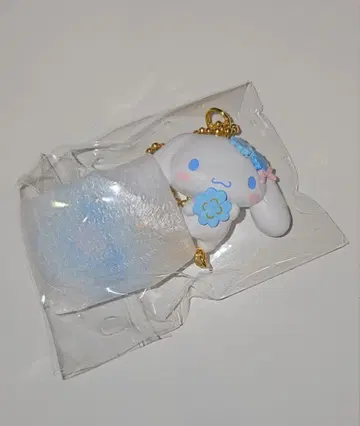 시나모롤 시나몬 시크릿 마스코트 참 클로버