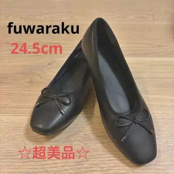 컨디션 최상 fuwaraku 후와라쿠 발레 펌프스 리본 포함 24.5