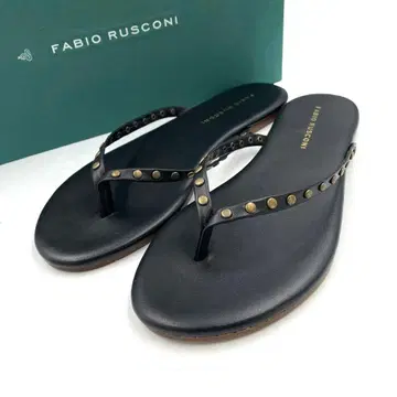 [ 미사용품 ] 파비오 루스코니 스터드 리벳 샌들 천연 가죽 가죽 35