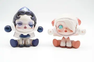 POP MART SKULLPANDA ANCIENT CASTLE