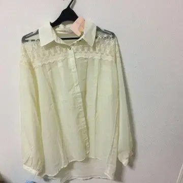 택 포함 새상품 리즈리사 상의 블라우스