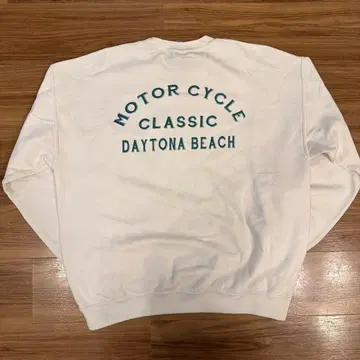 구제 의류 맨투맨 L 화이트 데이토나 비치