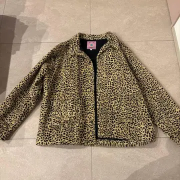 UNIF 레오파드 무늬 인조 모피 자켓