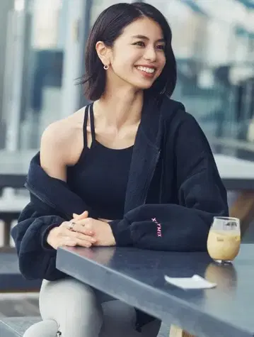 젝시믹스 나핑 후드 부착 집업 후드티 블랙