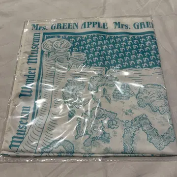 미세스 그린애플 원더뮤지엄 스카프