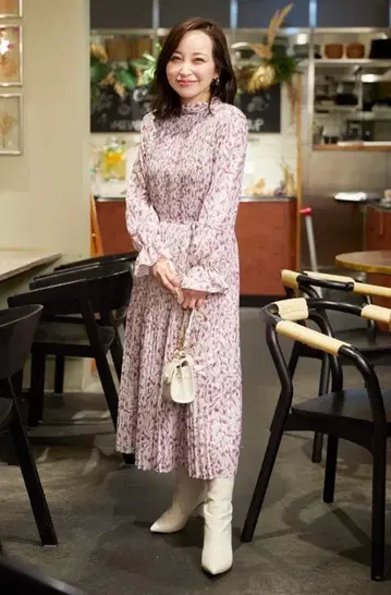 셀포드 2way 가우라 프린트 롱 원피스 꽃무늬 보타이 리본 플리츠