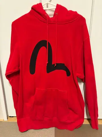 EVISU 레드 후드 부착 후드티