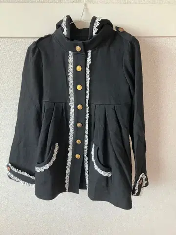 트라라 블랙 레이스 장식 후드 부착 자켓 택 포함 새상품