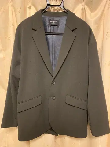 유나이티드 도쿄 테일러드 자켓 사이즈 3