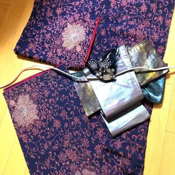 앤티크 순수 실크 오메시 아르데코풍 보타니컬의 사일런트 고져스