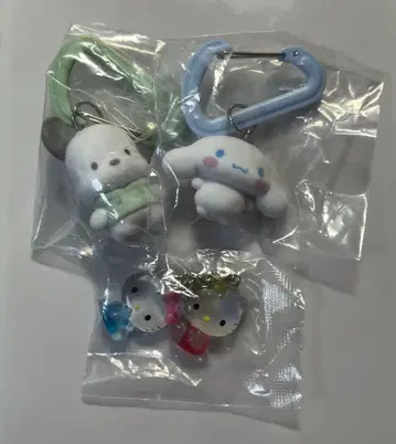 산리오 카라비너 시나모롤 포차코 나카요시 드롭 키티&미미