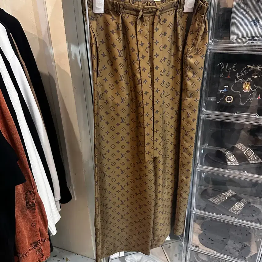 루이비통 파자마셋업 사진 3