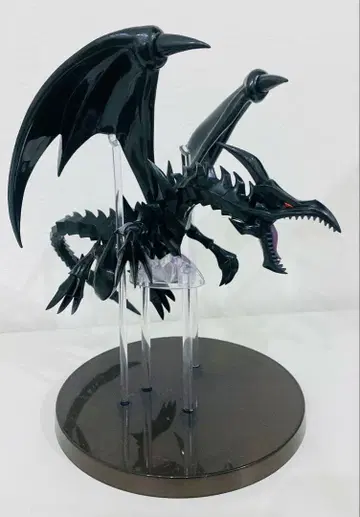 레드 아이즈 블랙 드래곤 홍안의 흑룡 유희왕 피규어