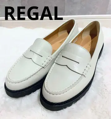 새상품급 REGAL 화이트 로퍼 24cm