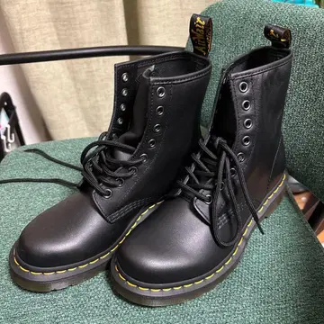 미사용 닥터마틴 부츠 상자 없음 23cm