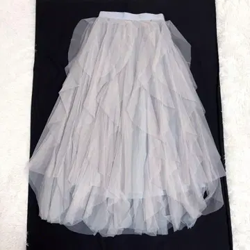 RANDA 볼륨 프릴 샤샤 스커트 그레이