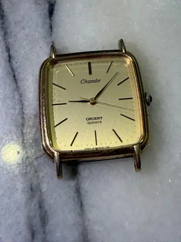 Orient Chandor 쿼츠 손목시계 골드 배터리 없음