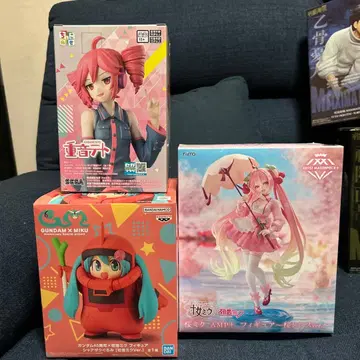 카사네 테토 GUNDAM x MIKU 하츠네 미쿠 피규어 3세트