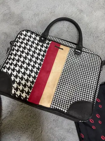 desigual 데시그알 토트백 A4 수납 가능